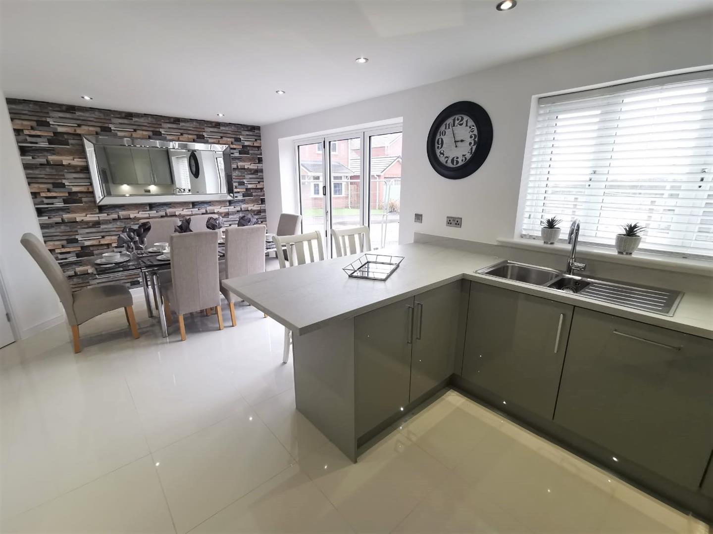 Dining Kitchen